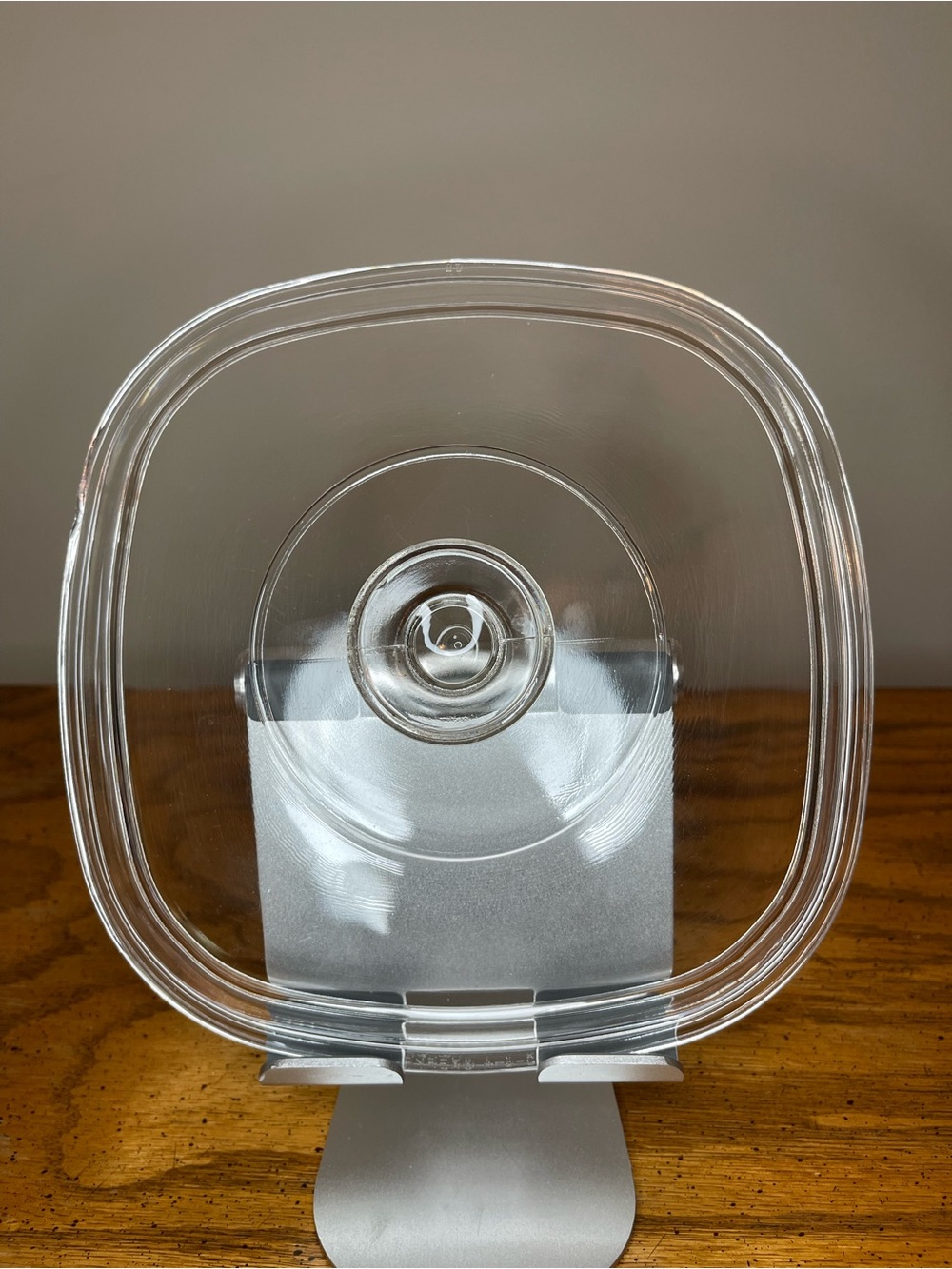 Vintage Clear Pyrex A-9-C Glass Lid Replacement for Casserole Dish - CHIP
